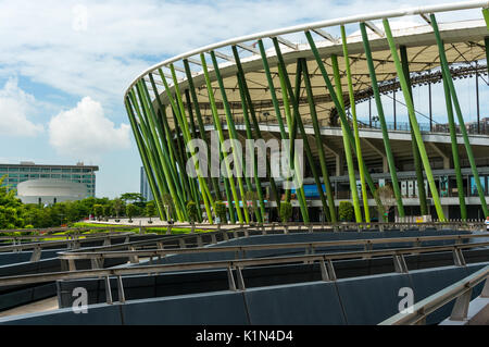 Shenzhen Baoan (Bao'an) Stadium, für die Universiade 2011 entworfen von Gerkan Marg und Partner, in Shenzhen in der Provinz Guangdong, China Stockfoto