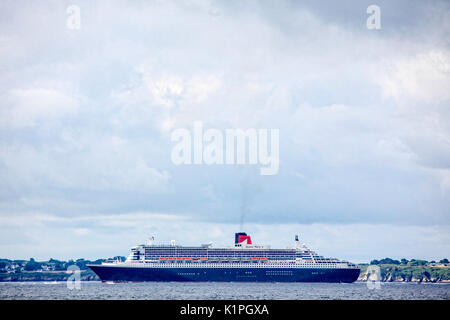 Die "Queen Mary 2", die Insel Groix, auf dem Weg nach Saint Nazaire für den Start der Centennial Transat' die Brücke 2017", einem historischen transatlantischen Stockfoto