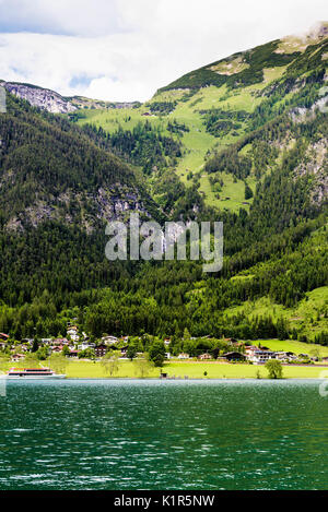 Die wunderschönen Achensee. Der höchste See im österreichischen Tirol und liegt nördlich von Jenback. Hat eine maximale Tiefe von 133 m und ideal für Wassersport Stockfoto