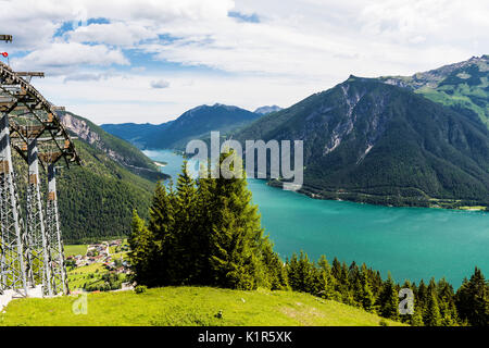 Die wunderschönen Achensee. Der höchste See im österreichischen Tirol und liegt nördlich von Jenback. Hat eine maximale Tiefe von 133 m und ideal für Wassersport Stockfoto