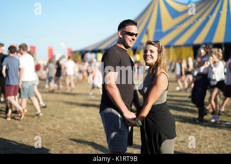 Reading, Großbritannien. 27 Aug, 2017. Allgemeine Ansichten des 2017 Reading Festival. Foto Datum: Sonntag, 27. August 2017. Photo Credit: Roger Garfield/Alamy leben Nachrichten Stockfoto