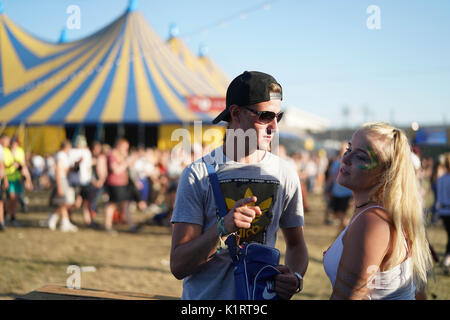 Reading, Großbritannien. 27 Aug, 2017. Allgemeine Ansichten des 2017 Reading Festival. Foto Datum: Sonntag, 27. August 2017. Photo Credit: Roger Garfield/Alamy leben Nachrichten Stockfoto