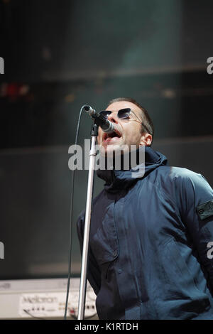 Reading, Großbritannien. 27 Aug, 2017. Liam Gallagher live auf der Hauptbühne am 2017 Reading Festival. Foto Datum: Sonntag, 27. August 2017. Photo Credit: Roger Garfield/Alamy Stockfoto