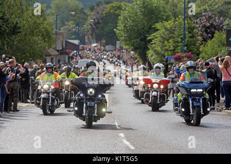 Der Beginn der 2017 "DONNERN im Konvoi die GLENS' von 2200 jährlichen Harley Davidson Motorrad Rallye in Aviemore in Strathspey Inverness-shire. Stockfoto