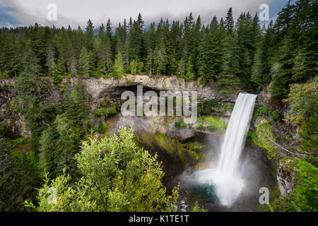 Landschaft Foto von Brandywine Falls in Whistler, Britisch-Kolumbien, Kanada Stockfoto