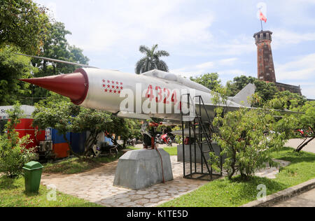 Eine MIG 21 Fishbed fighter Jets an der Vietnam Militärhistorisches Museum in Hanoi, Vietnam Stockfoto