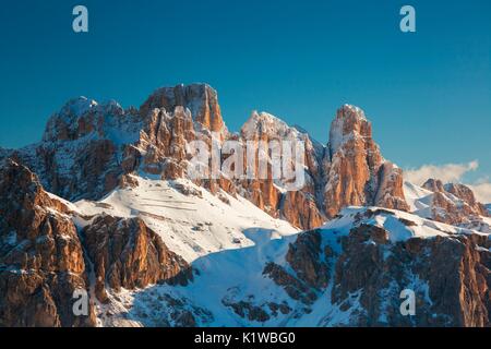Die Gruppe Fanis (auch als Gruppe von Fanes, Dolomiten oder Fanis - Deutsche Fanis-Gruppe) ist ein Bergmassiv der Dolomiten gelegen, zwischen dem Auto Stockfoto