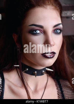 Close-up Portrait der reizende junge Goth Girl Stockfoto