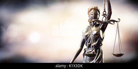 Statue von Lady Gerechtigkeit Stockfoto
