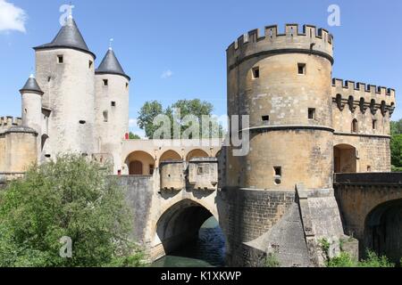 Die deutschen Tor oder Porte Des Allemands in französischer Sprache aus dem 13. Jahrhundert in Metz, Frankreich Stockfoto