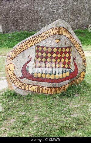 Runenstein in Bork viking Hafen in Dänemark Stockfoto