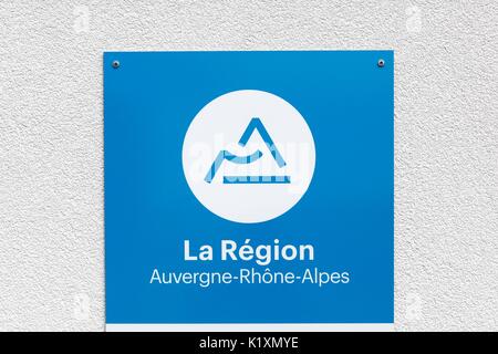Lyon, Frankreich - 27. Juli 2017: Region Auvergne Rhône-Alpes in Frankreich Zeichen an der Wand Stockfoto