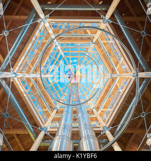 Innere Detail in der Wilhelm Swarovski Aussichtsturm am Großglockner Kaiser-Franz-Josef-Hoehe, Österreich Stockfoto