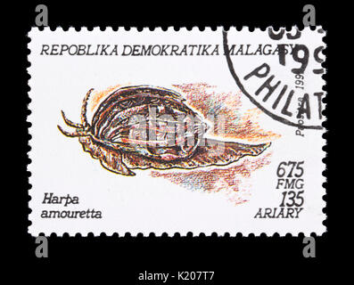Briefmarke aus Madagaskar Darstellung (Harpa amouretta) Stockfoto