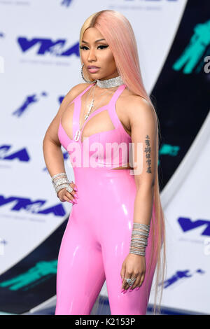 Nicki Minaj Teilnahme an der 2017 MTV Video Music Awards im Forum in Los Angeles, USA statt. Stockfoto