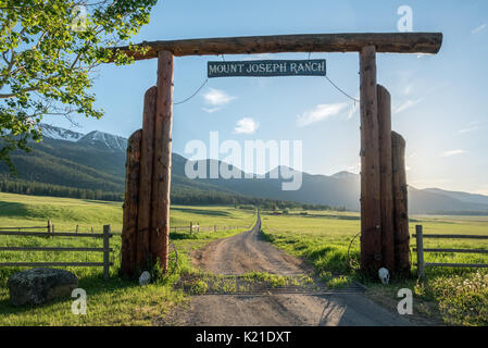 Eingang zu Mount Joseph Ranch in Oregon Wallowa Tal. Stockfoto