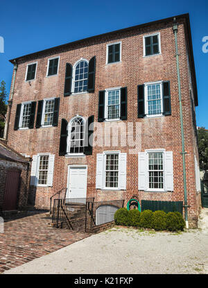 Ein Blick auf die historische Heyward Washington House in Charleston, South Carolina, USA Stockfoto