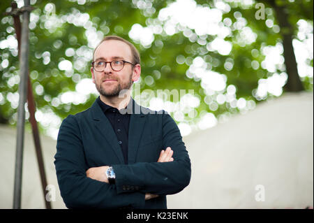 Edinburgh, Großbritannien. 28. August 2017. Preisgekrönte Journalist und Schriftsteller Philip Miller, beim Edinburgh International Book Festival erscheinen. Credit: Lorenzo Dalberto/Alamy leben Nachrichten Stockfoto