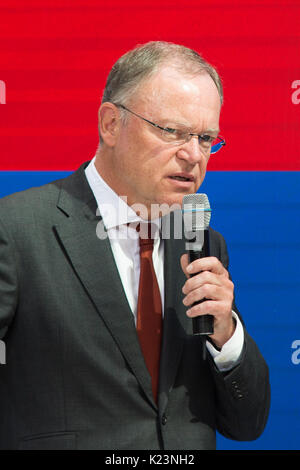 Berlin, Deutschland. 28 Aug, 2017. Während der National Education Alliance, Pressekonferenz, Stephan Weil, 28.08.2017, Berlin, Quelle: Uwe Koch/Alamy leben Nachrichten Stockfoto