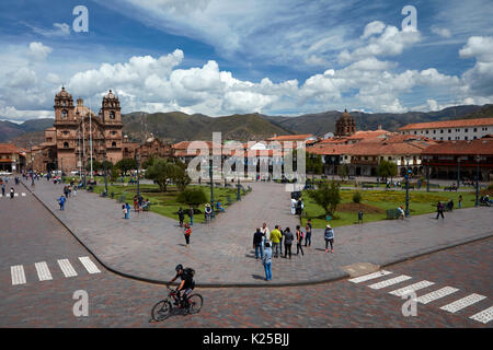 Iglesia de la Compañía und Plaza de Armas, Cusco, Peru, Südamerika Stockfoto