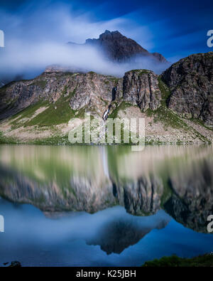 Sicht von Colle del Nivolet, Nationalpark Gran Paradiso, Italien Stockfoto