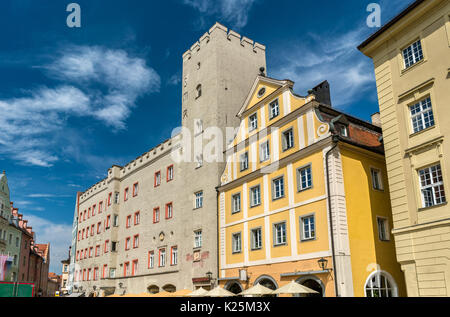 Das Hotel Goldenes Kreuz, einer alten Burg in Regensburg, Deutschland Stockfoto