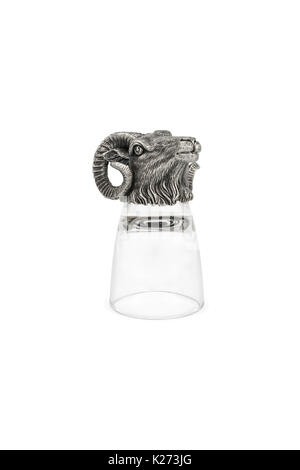 Geschenk Glas für Wodka mit Ram Head Stockfoto