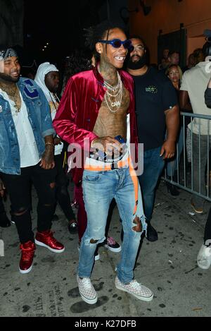 Wiz Khalifa und Freundin Izabela Guedes verlassen Warwick Nachtclub in Hollywood. Mit: Wiz Khalifa Wo: Hollywood, California, United States Wann: 27 Aug 2017 Quelle: WENN.com Stockfoto