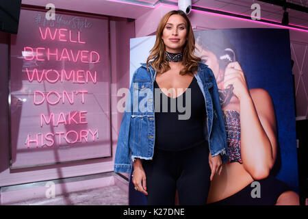 Ann Summers' Unapologetically sie'-Kampagne Launch Party. London. UK bietet: Ferne McCann Wo: London, Großbritannien Wann: 27 Aug 2017 Quelle: Jonathan Hordle/WENN.com Stockfoto