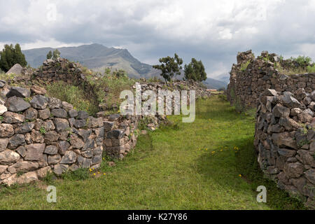 Qolqas oder Silos Riqcha, Archäologische Stätte, Cusco, Peru Stockfoto