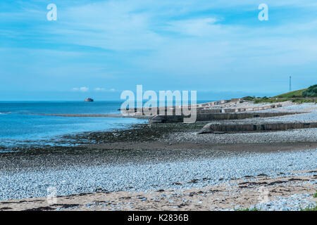 Strand im Osten Aberthaw an der Glamorgan Heritage Coast South Wales, Großbritannien Stockfoto