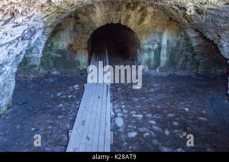 Tunnel unter die alten Teile von Göteborg Stockfoto