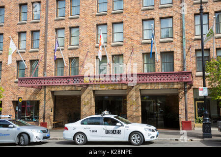 Holiday Inn Hotel liegt im Viertel The Rocks in Sydney Stadtzentrum auf der George Street, Sydney, Australien Stockfoto