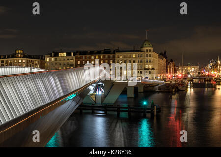 Inderhavnsbroen nach Nyhavn in Kopenhagen Stockfoto