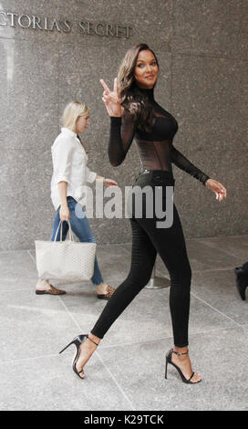 NEW YORK, NY, 28. August 2017 Lais Ribeiro bei Victoria's Secret Verschraubung am Victoria Secret Büro in New York am 28. August 2017. Quelle: RW/MediaPunch Stockfoto