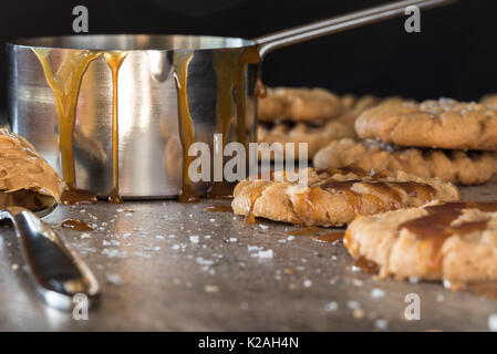 Sie gesalzen Karamell Cookies Stockfoto