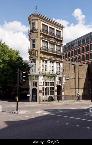 Die Black Friar Pub an der Queen Victoria Street, London Stockfoto