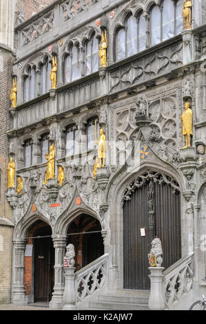 Basilika des heiligen Blutes in burgplatz der mittelalterlichen Stadt Brügge/Brügge, Westflandern, Belgien Stockfoto