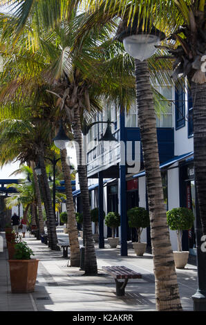 Shopping Center in Puerto Calero Lanzarote Stockfoto