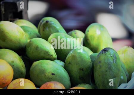 Früchte in der tradisonal Markt, Malang Indonesien Stockfoto