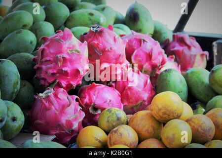 Früchte in der tradisonal Markt, Malang Indonesien Stockfoto