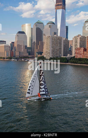 Alex Thomson Racing auf der Hugo Boss Race Boot, in New York City, USA. Juli 2012. Stockfoto