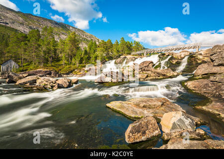 Likhole Wasserfall. Gaularfjellet, Norwegen. Stockfoto