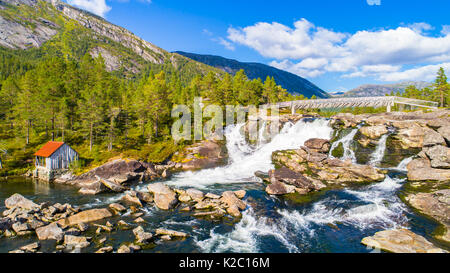 Likhole Wasserfall. Gaularfjellet, Norwegen. Stockfoto