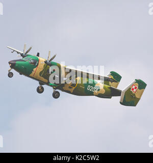 RADOM, Polen - 26. AUGUST 2017: Polnische M-28 Bduring Air Show Radom 2017. Stockfoto