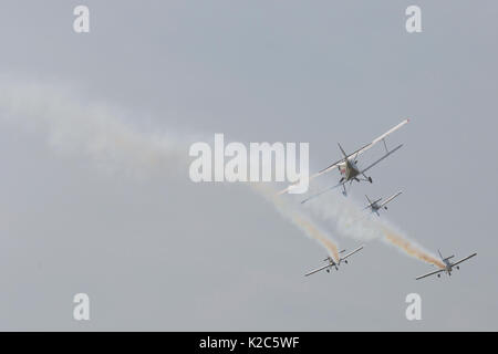 RADOM, Polen - 26. AUGUST 2017: Aerobatic Team während der Air Show Radom 2017. Stockfoto