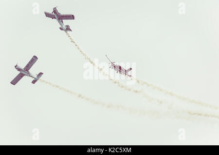 RADOM, Polen - 26. AUGUST 2017: Aerobatic Team während der Air Show Radom 2017. Stockfoto