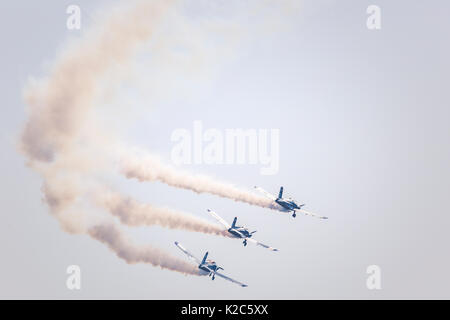 RADOM, Polen - 26. AUGUST 2017: Aerobatic Team während der Air Show Radom 2017. Stockfoto