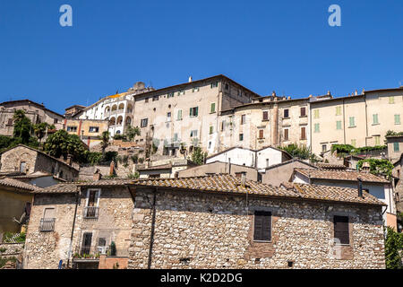 Landschaft mit der schönen Stadt Narni in Italien Stockfoto