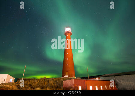 Nordlicht über Andenes Leuchtturm, Andoya Andenes, Island, North Atlantic Ocean, Norwegen Januar 2016 angezeigt Stockfoto